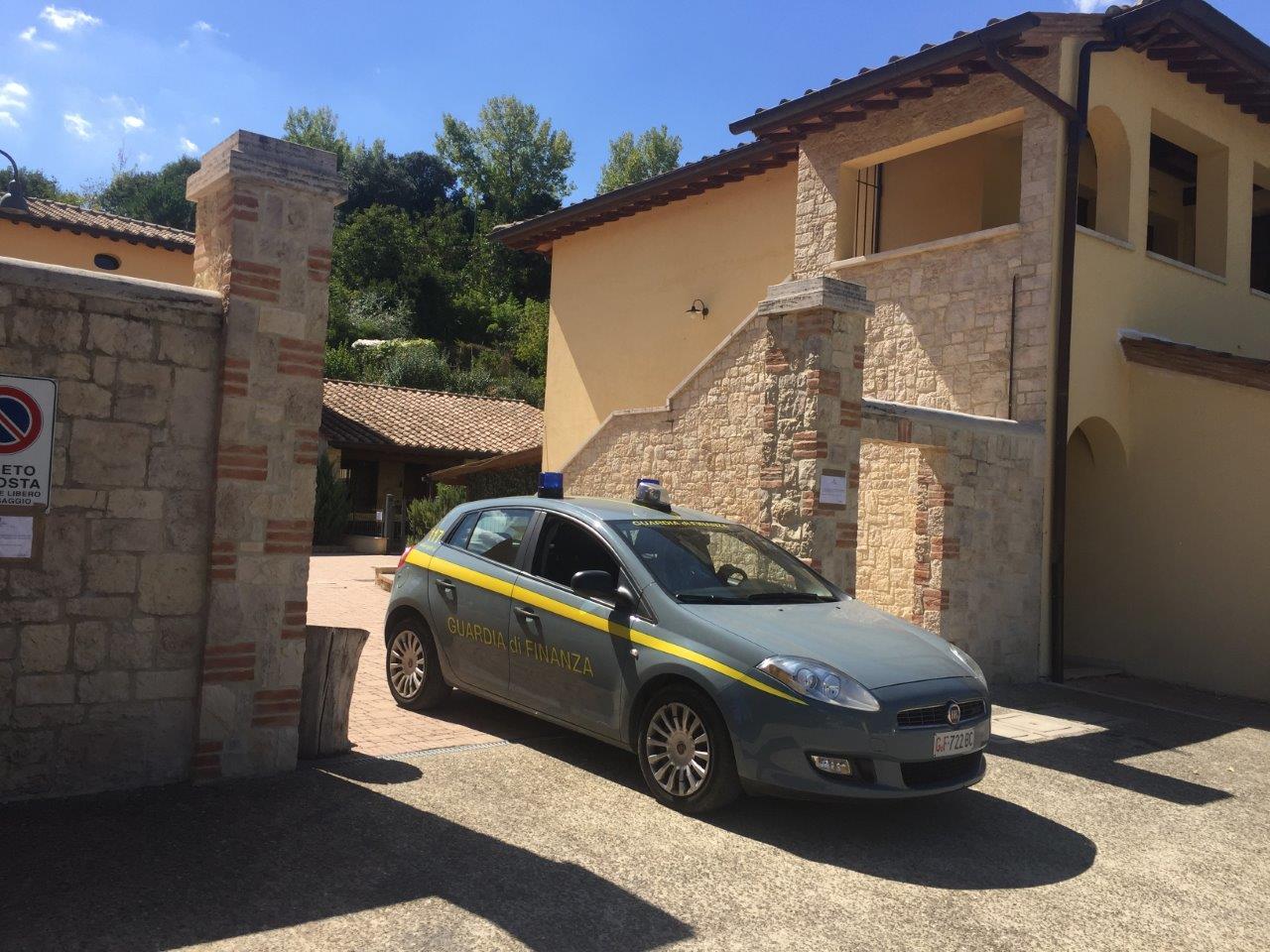 Bancarotta fraudolenta. Gdf sequestra 54 immobili del valore di 7mln a imprenditore fallito della Valdelsa