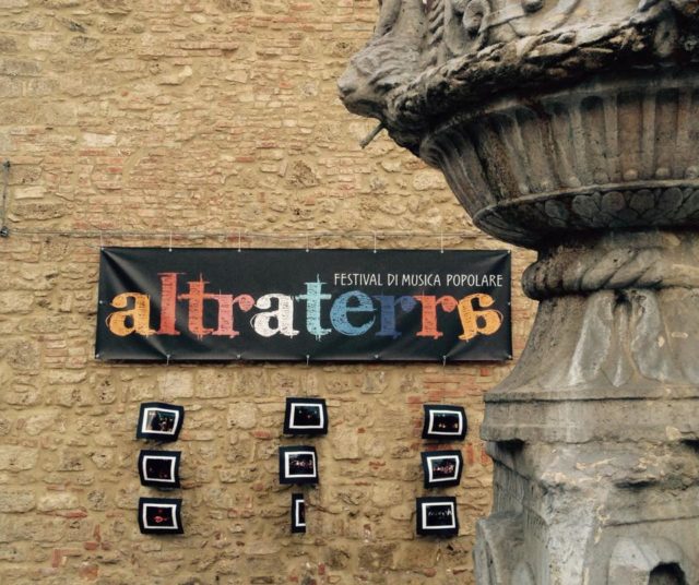 Altraterra, festival di musica popolare nel “salotto sotto le stelle” di Asciano dal 9 all’11 agosto