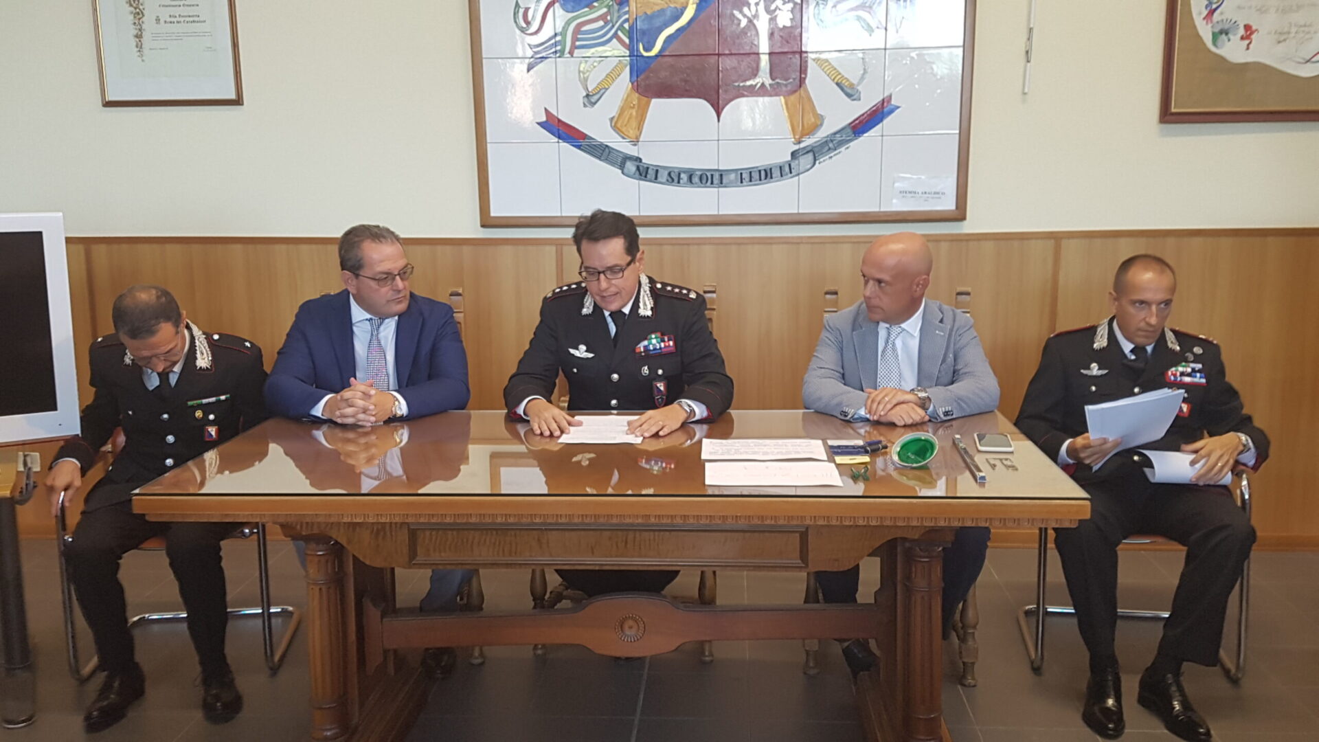 Tradito dal pagamento in Cina. Clonava carte manomettendo bancomat, arrestato a Siena
