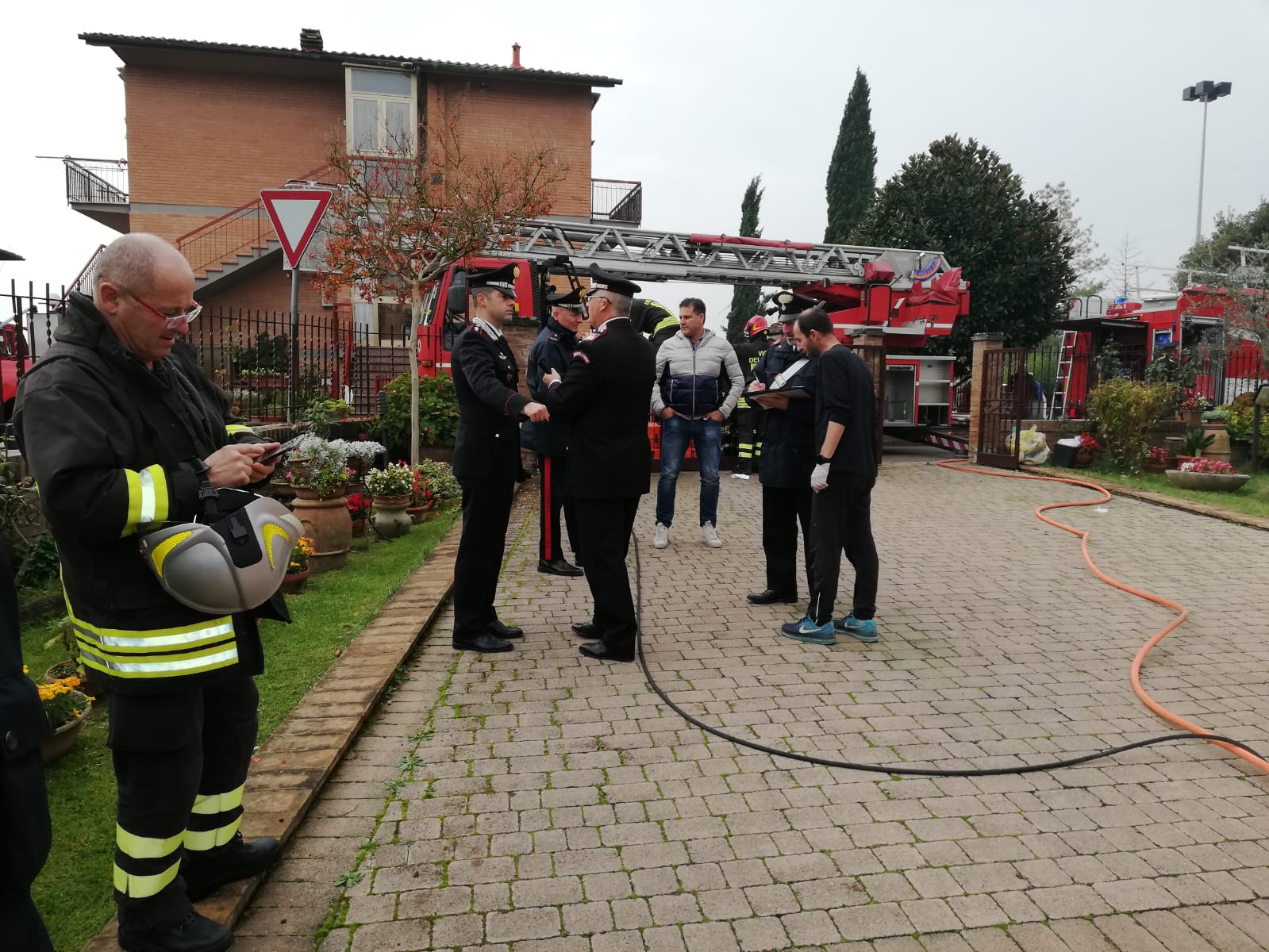 Incendio fatale. Fiamme nell’appartamento, 90enne muore soffocata