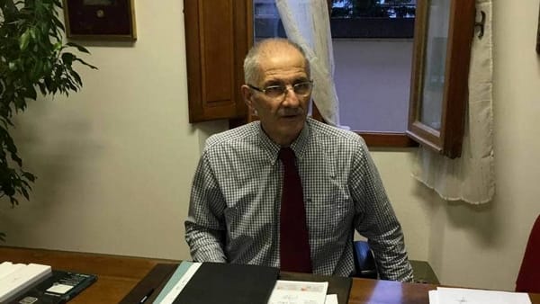 No fusioni. Il sindaco di Ortignano Raggiolo Pistolesi si è dimesso