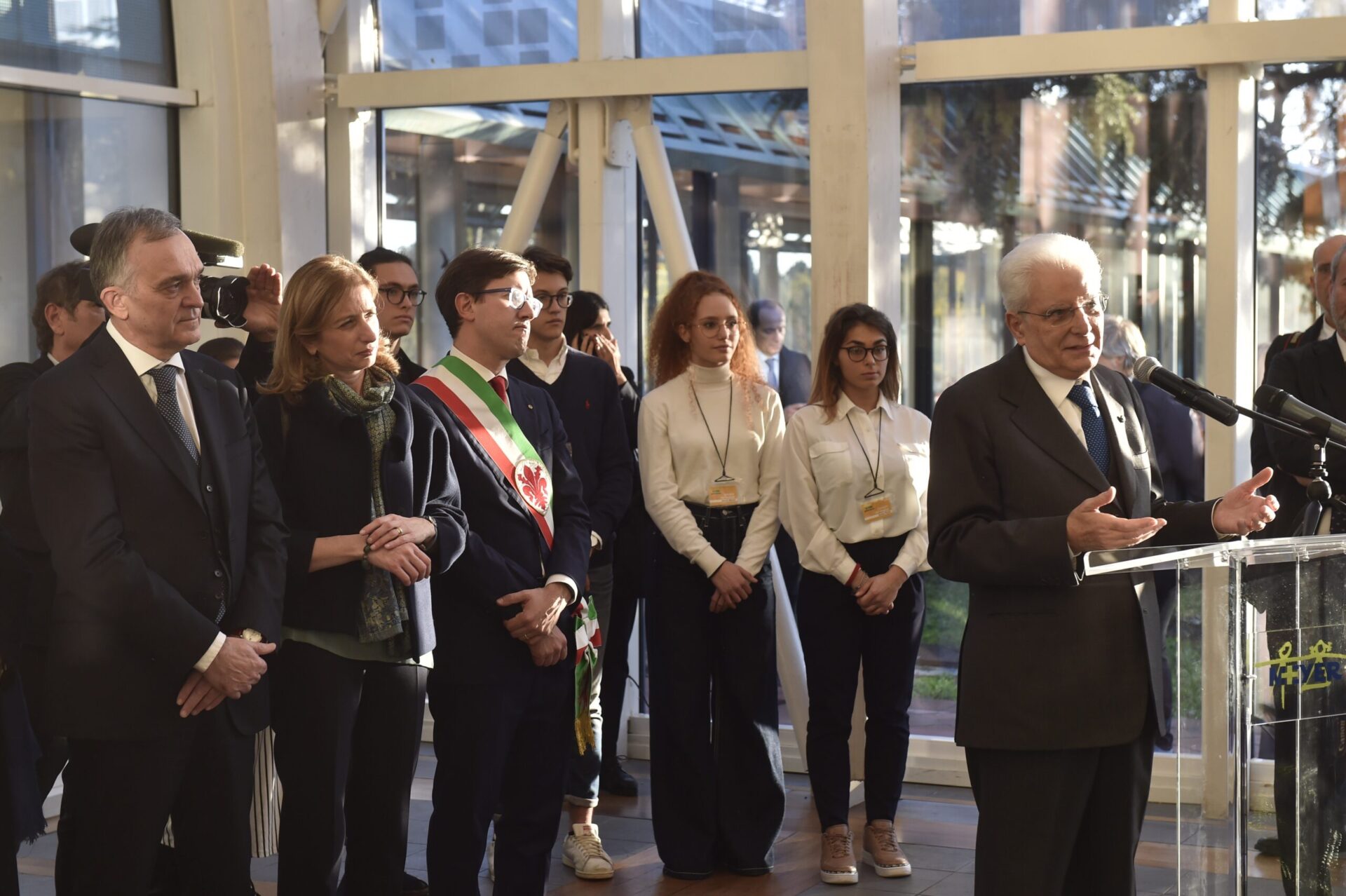 Visita presidenziale. Mattarella al Meyer: «Qui il bambino-paziente è al centro»