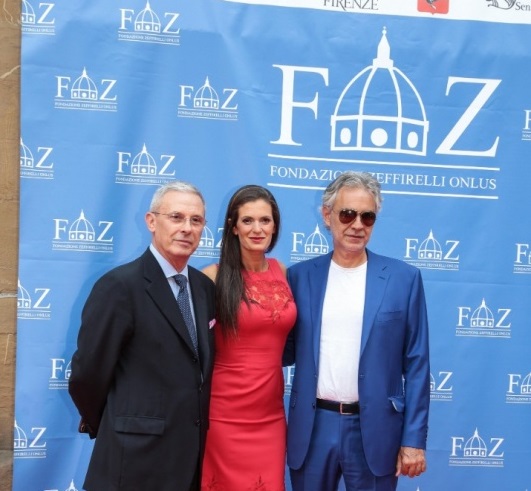 Taglio del nastro. Una casa per l’arte e lo spettacolo, nuova sede per la ‘Fondazione Bocelli’