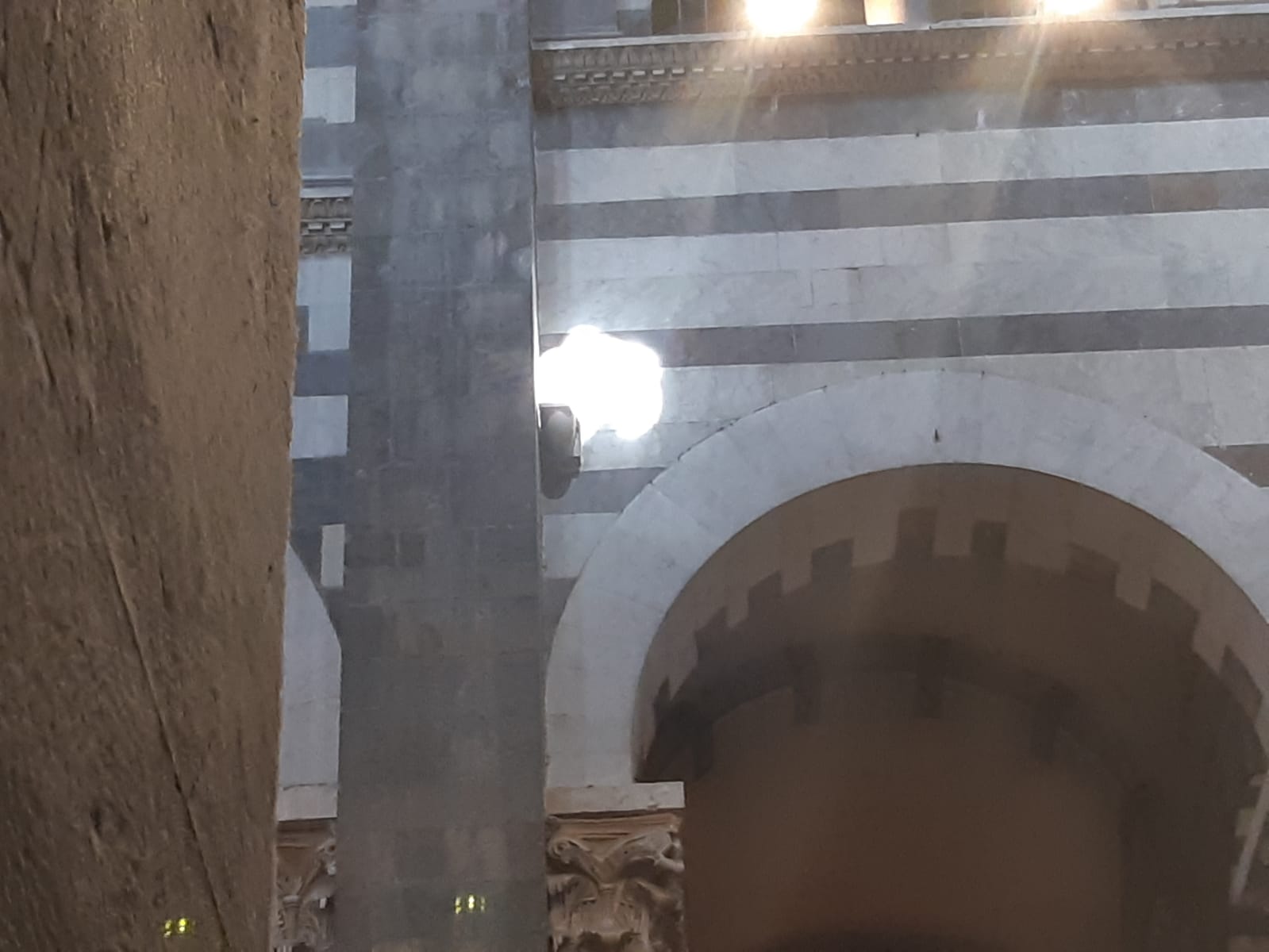 Pisa entra nel 2020. Dal X secolo rinnovata la tradizione del raggio di sole