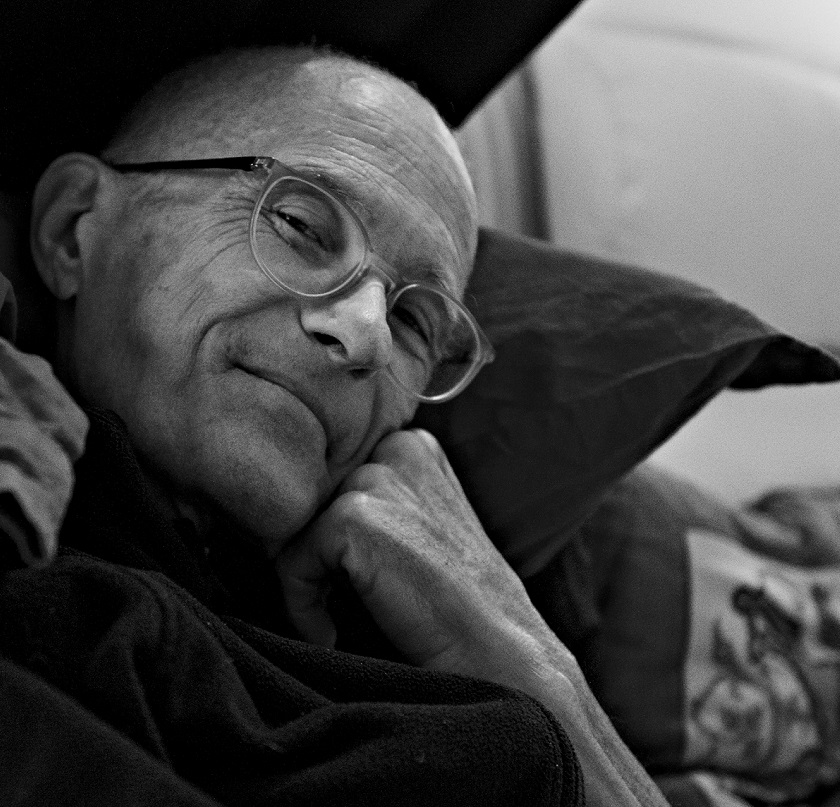Il tempo del sollievo. Scatti dei suoi ultimi giorni di vita, il racconto del fotografo Giancarlo D’Emilio