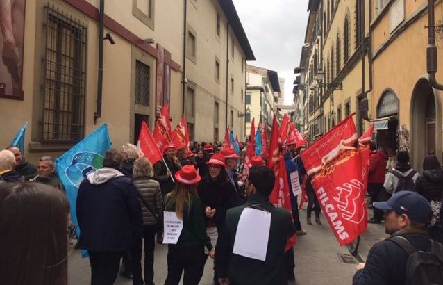 Il presidio. Lavoratori dei servizi museali di Firenze a rischio, «Senza risposte sarà sciopero»