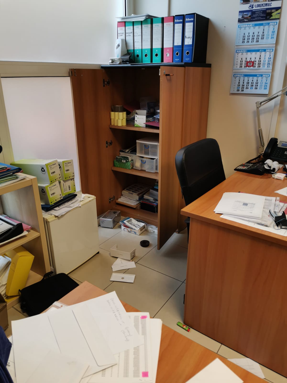 Furto e danni. Ladri nella sede Uil di Livorno, via con 3 pc