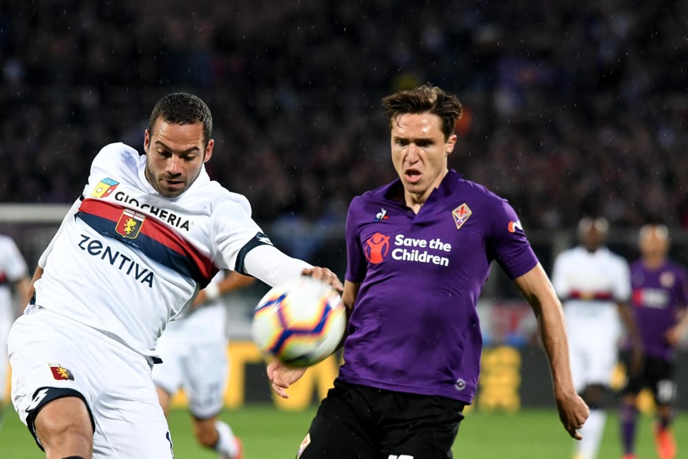 Sana e salva. La Fiorentina rimane in serie A e decolla la trattativa per la cessione