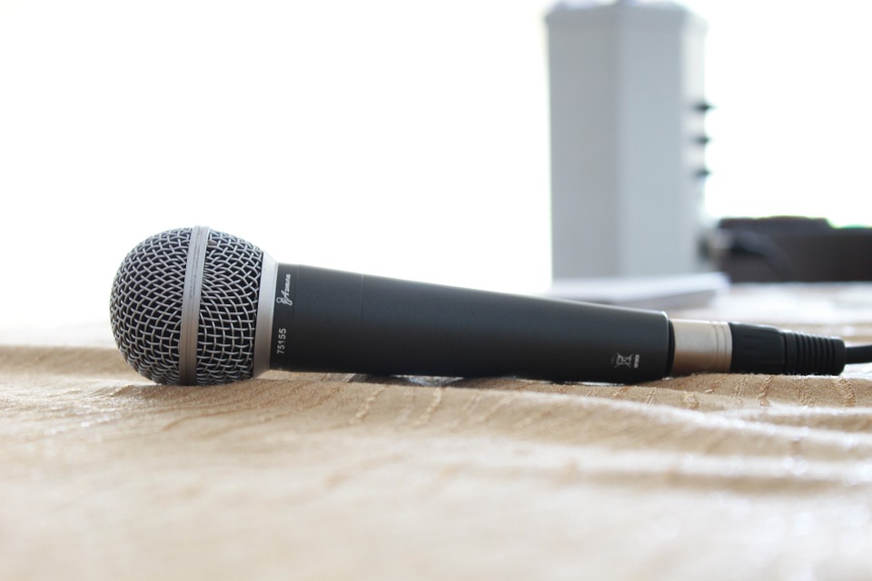 Professionalità a rischio. Antenna Radio Esse, ipotesi sostituzione giornalisti con volontari. L’Odg chiede spiegazioni alla proprietà