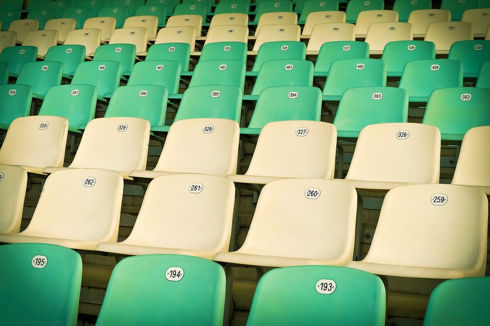 Il calcio che dà il buon esempio. L’Ettore Mannucci primo stadio con seggiolini di recupero