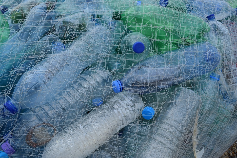 #spiaggepulite. Bandita plastica monouso negli stabilimenti balneari e nei parchi