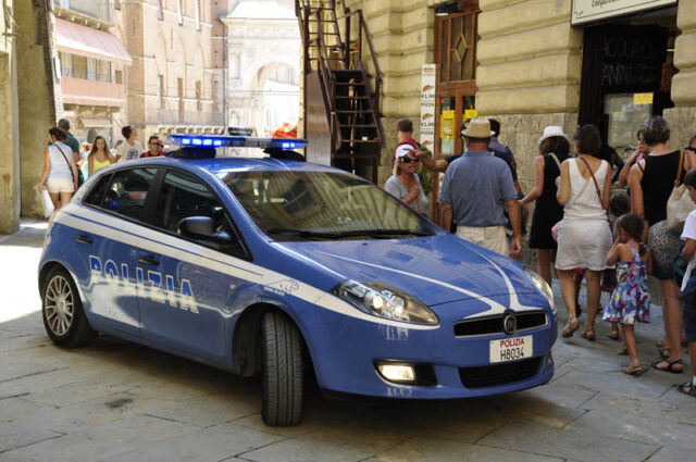 Foto da comunicato Polizia