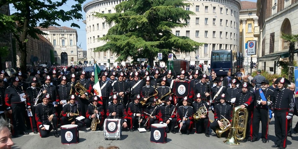 Festival Azzurra Lorenzoni. Le bande musicali invadono il centro. Apertura con il Gruppo Storico Carabinieri Reali 1883