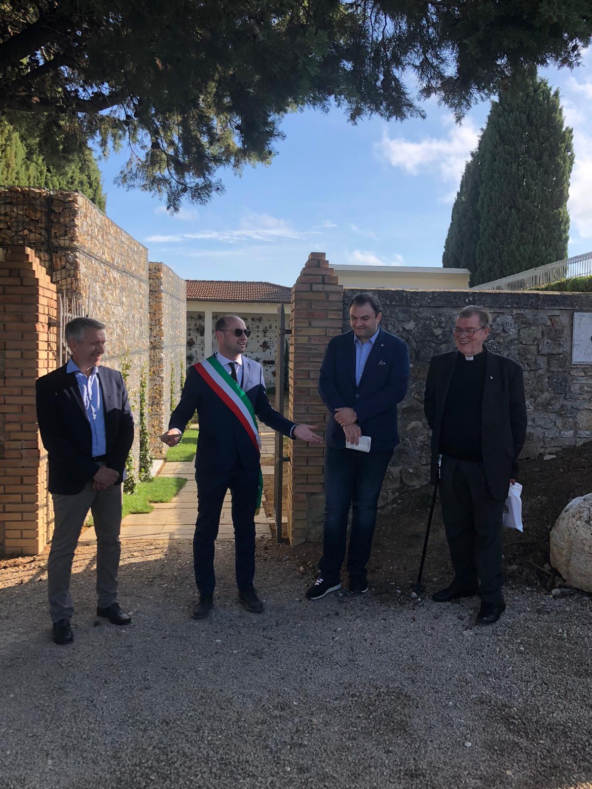 32 nuovi loculi e 40 ossari nel cimitero comunale di Castel San Gimignano