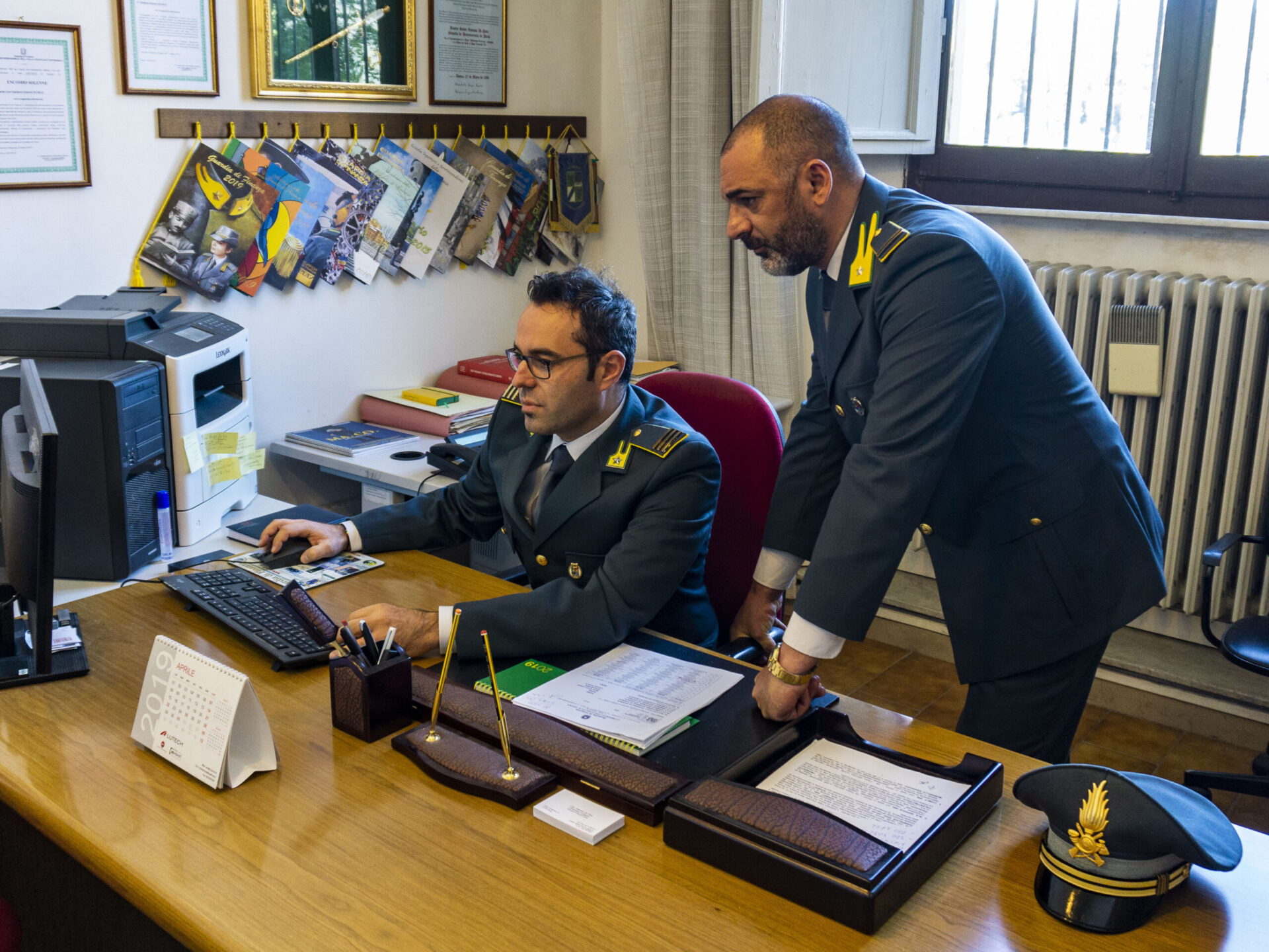 Badante furbetta. Siena, Gdf smaschera 60enne che non aveva dichiarato 70mila euro di compensi
