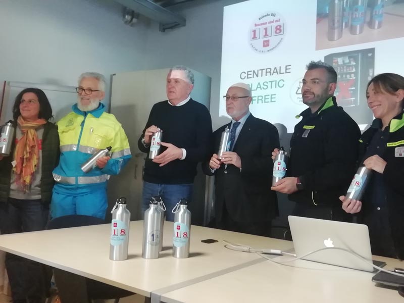 La donazione. Ad Arezzo la centrale del 118 diventa ‘plastic free’