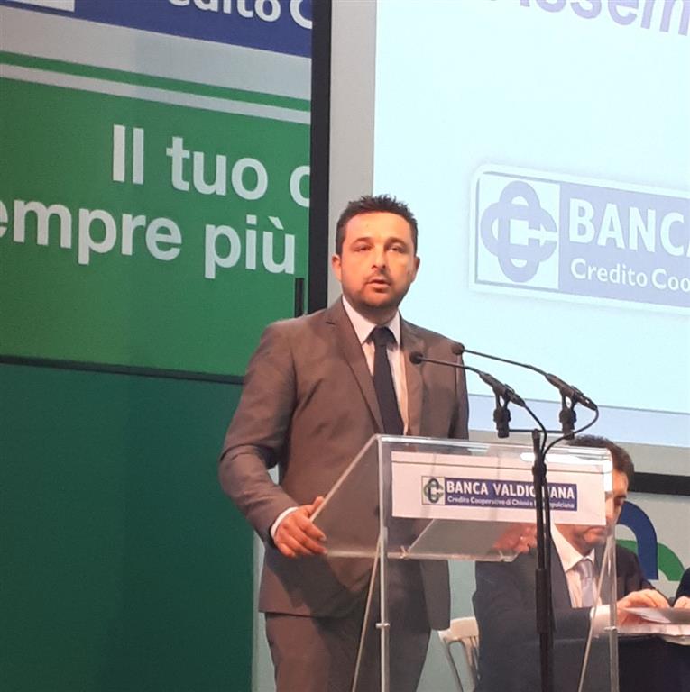 Scontro totale. Fusione Banca Valdichiana-Banca Tema. Sindaco “no all’operazione”. Banca “Niente condizionamenti”