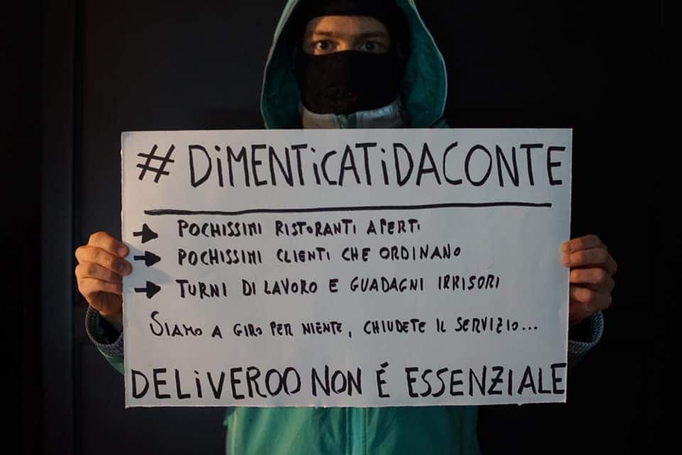 Coronavirus. #dimenticatidaConte, a Firenze via alla campagna social dei riders per ottenere sussidio dal governo