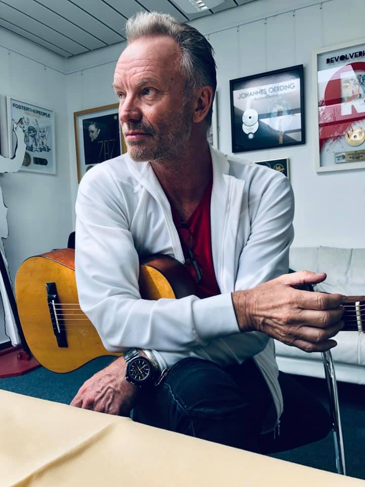 Coronavirus. Sting in un videomessaggio: «Mi manca la mia casa in Toscana»