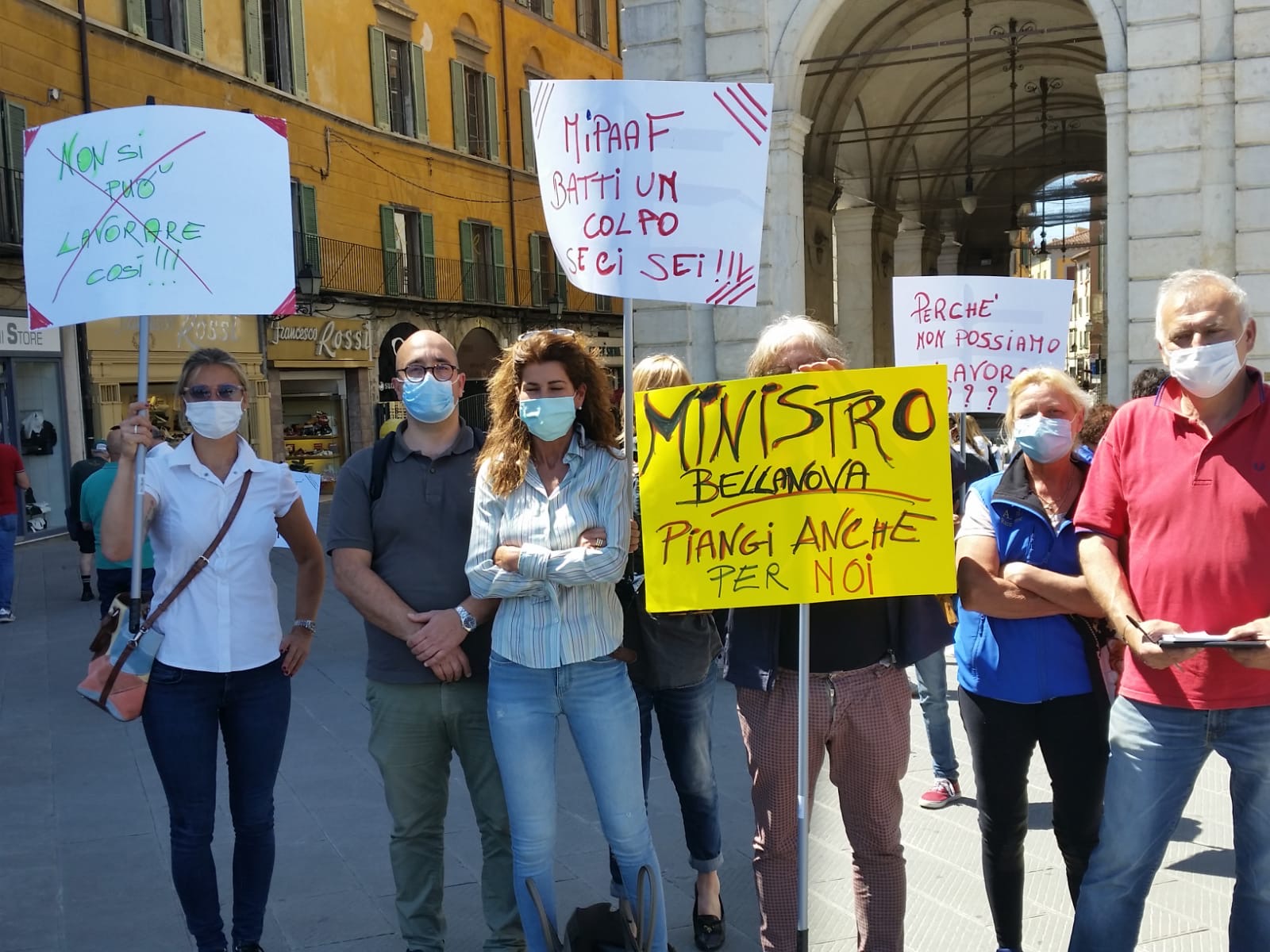 Coronavirus. Ippica in piazza a Pisa. Basta promesse, fateci ripartire
