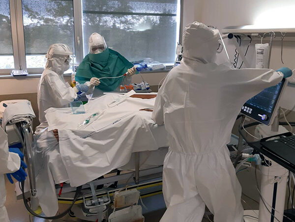 Dodici regioni sopra la soglia del 10% per occupazione terapia intensiva. C’è anche la Toscana