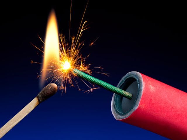 Sanzioni di Capodanno. Botti vietati a Prato, Pistoia, Lucca e Montecatini per la salvaguardia di persone e animali