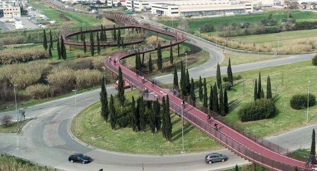 L’Italia centrale in bicicletta: protocollo tra Toscana, Umbria e Marche per una ciclovia unica