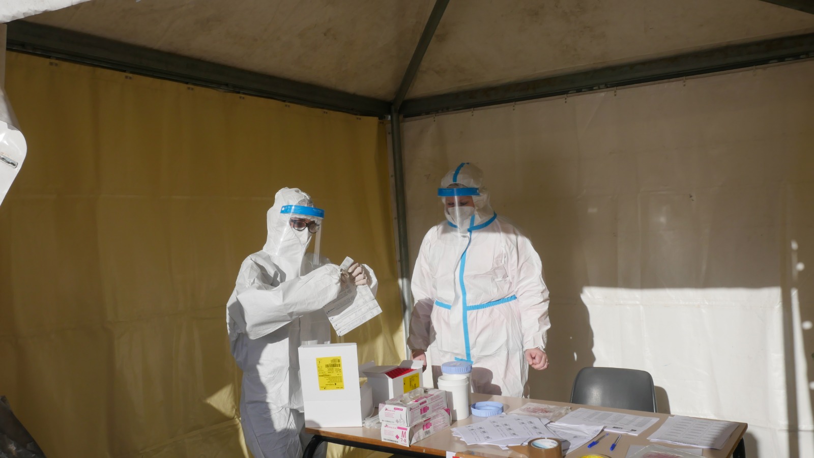 A Chiusi 46 positivi su 5469 tamponi. Dopo lo screening di massa si torna in zona arancione