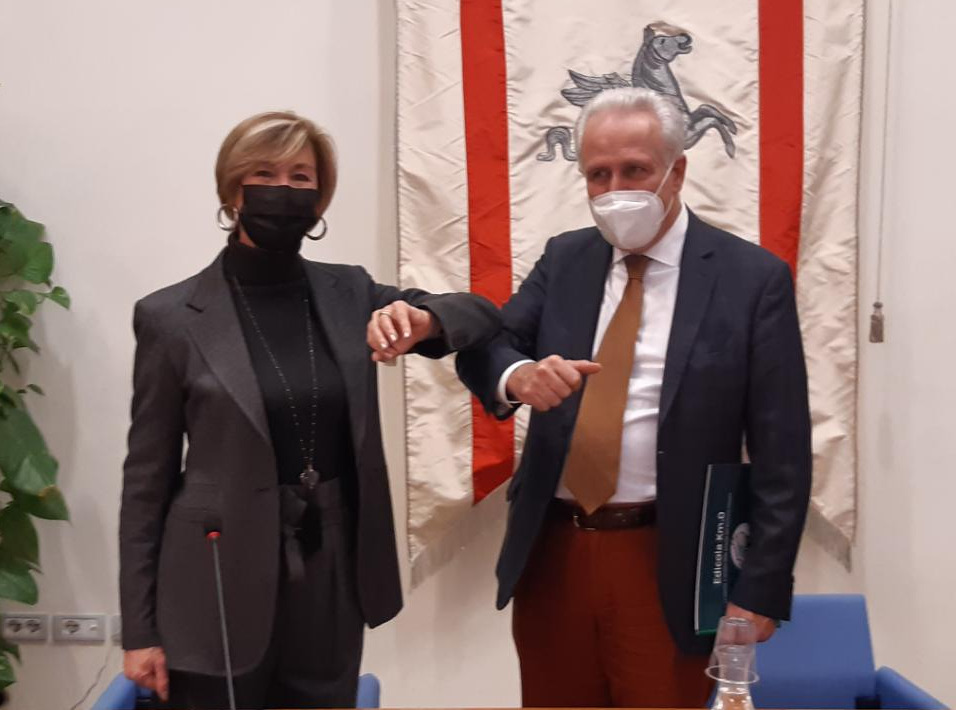 Non solo giornali. Prodotti made in Tuscany e servizi con “Edicola km 0”, coinvolti già 400 punti vendita