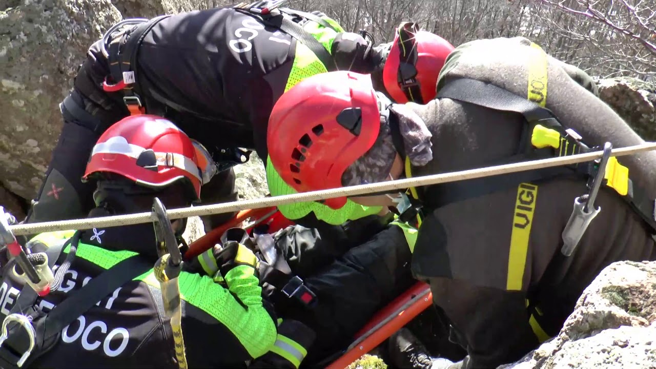 Amiata 2021, ricerca dispersi in zone impervie, l’esercitazione dei Vigili del Fuoco di Siena