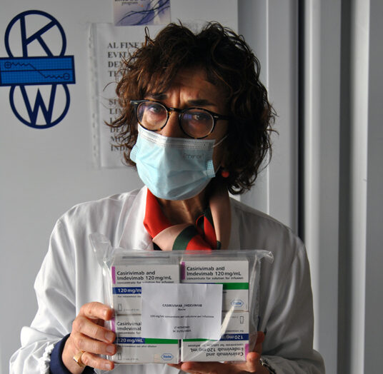 All’ospedale di Siena il primo paziente Covid trattato con anticorpi monoclonali