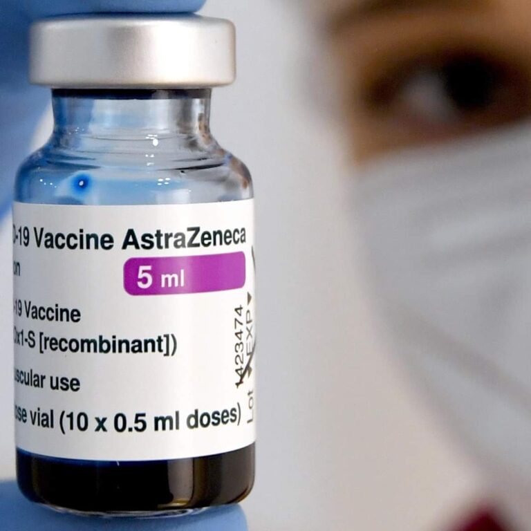 Vaccino over 70, portale aperto per fornitura straordinaria Astrazeneca