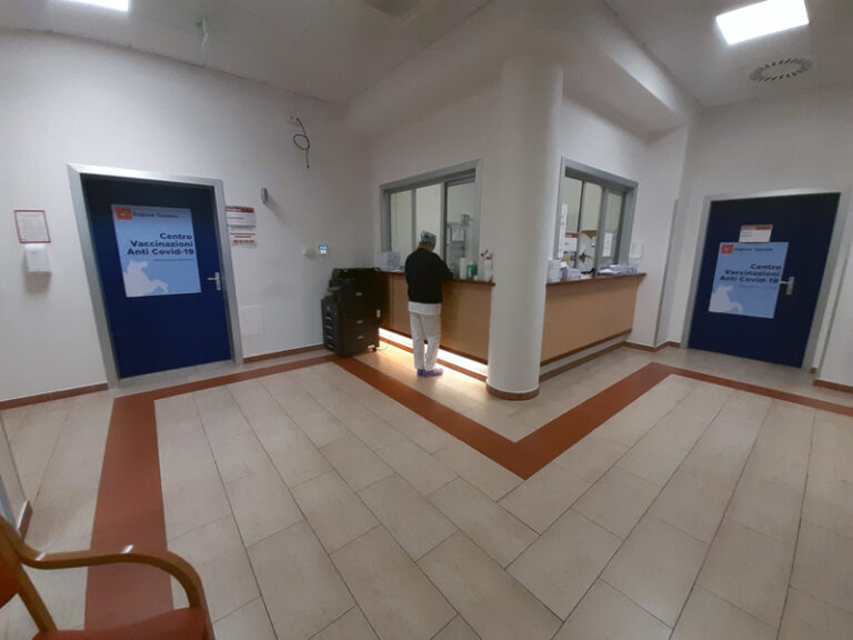 Vax Unit all’ospedale di Siena, un team multidisciplinare per la gestione delle vaccinazioni
