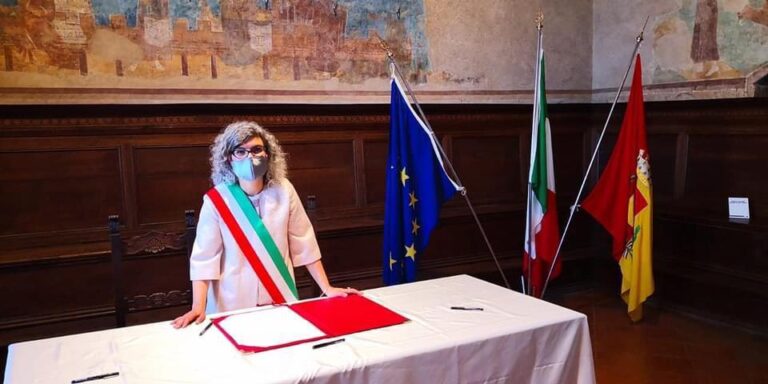 Turismo post covid? Il rilancio a San Gimignano passa anche dal “matrimonio in ufficio”: tariffe dimezzate per le coppie e cerimonia in agriturismo