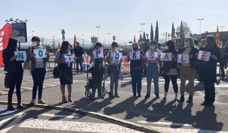 Lavoratori a regione, è ora delle scelte. Bloccare 10 mln fondo perduto a Toscana Aeroporti a garanzia lavoratori