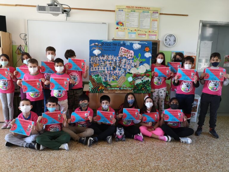 Gli alunni della 4A e B della primaria di Montalcino tra i vincitori di Biciscuola, il progetto di Rcs Sport per avvicinare i bambini ai valori del Giro d’Italia
