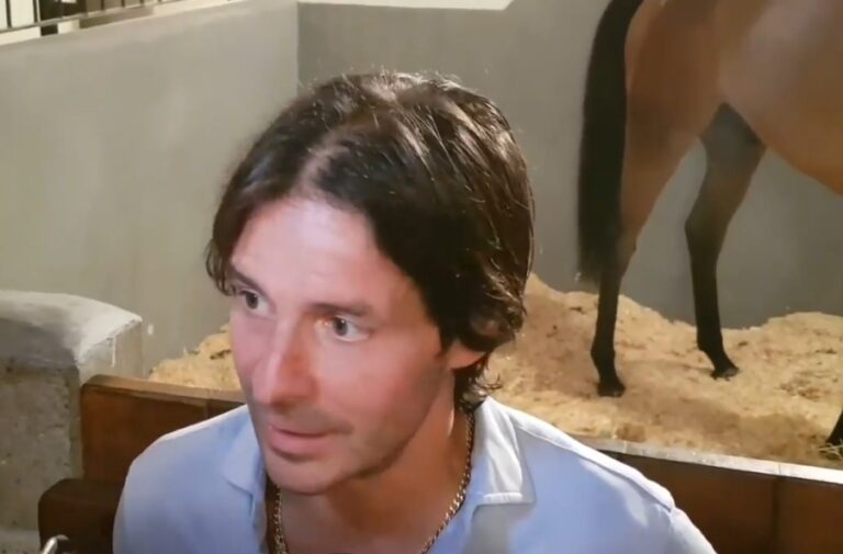 Lutto nel mondo del Palio di Siena, muore in un incidente stradale il fantino Andrea Mari detto Brio