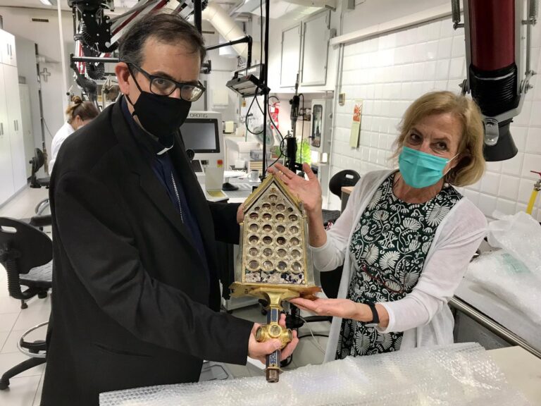 Dalla Spada alla Croce, ai Musei Vaticani il reliquiario di San Galgano restaurato
