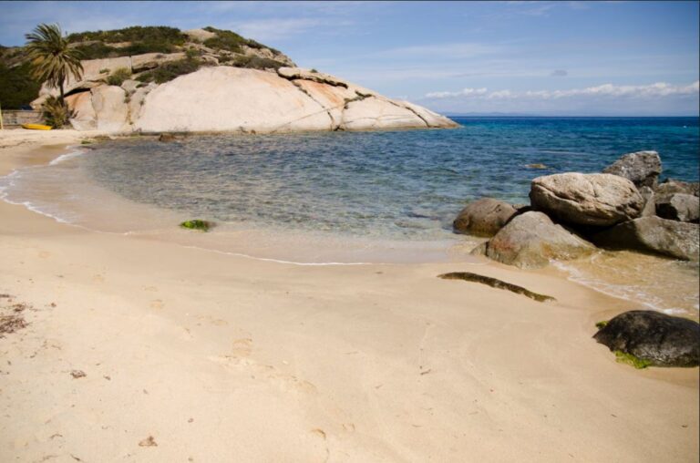 L’Isola del Giglio premiata in Arabia come miglior comune turistico dall’UNWTO. Santanchè: Nostro orgoglio