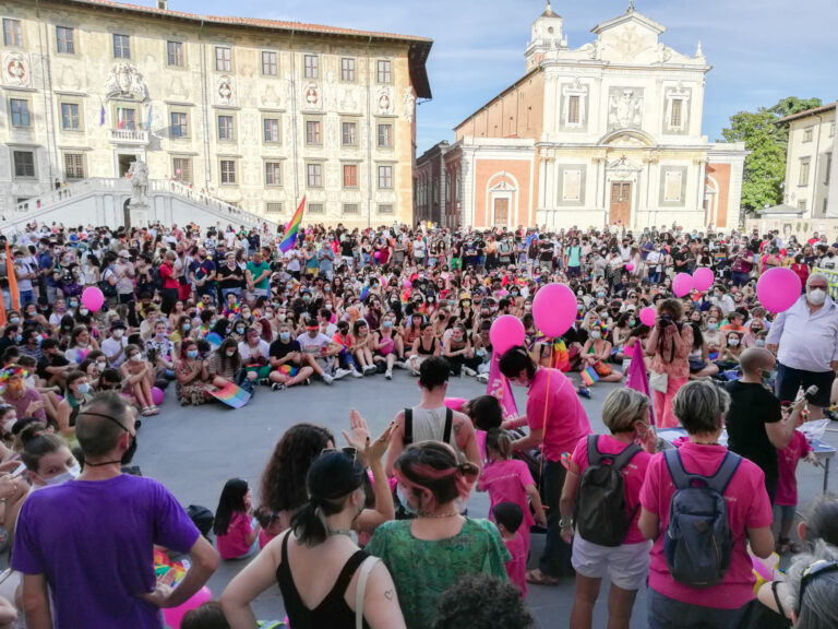 Toscana Pride, in 5000 in piazza chiedono l’approvazione immediata e senza tagli del Ddl Zan