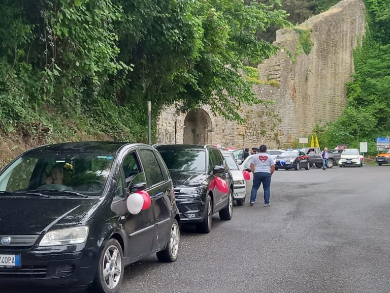 Ospedale di Volterra, sale la protesta dopo i tagli e le promesse mancate. In marcia a 30 all’ora