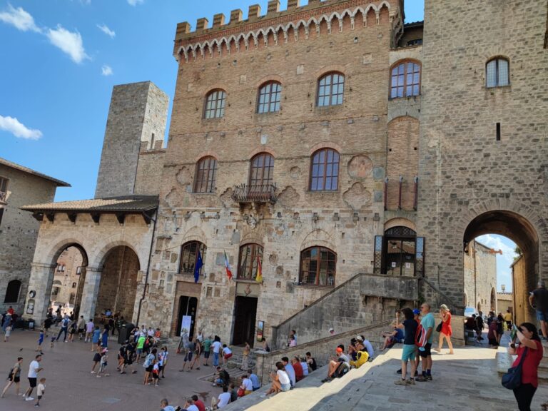 San Gimignano, approvato in Consiglio comunale assestamento generale e ripristinati gli equilibri al bilancio 2021