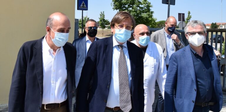 Il sottosegretario alla salute Pierpaolo Sileri a Siena il 6 agosto