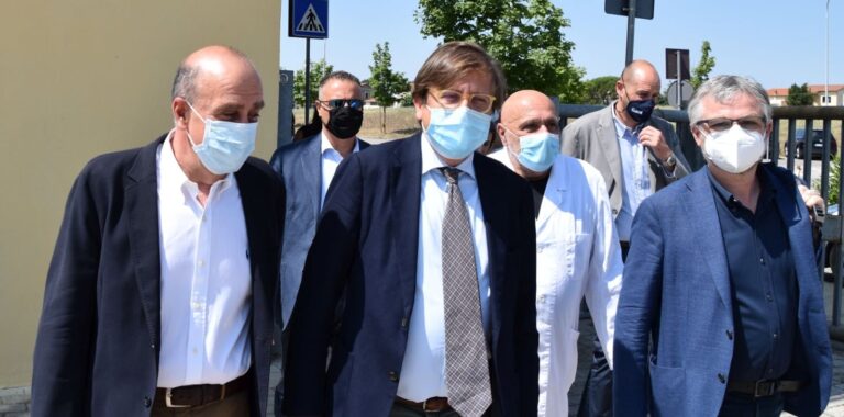 Il sottosegretario alla salute Pierpaolo Sileri a Siena il 6 agosto