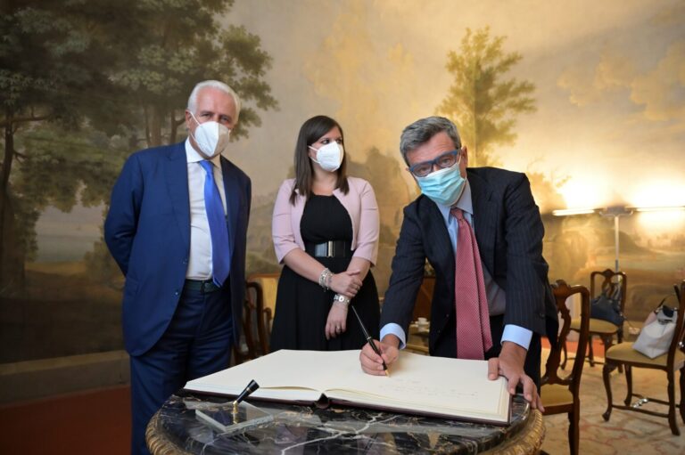 Nuovo patto per il lavoro, intesa Ministero-Toscana. 54 mln su politiche attive
