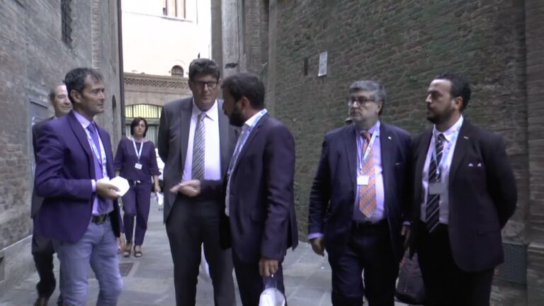 David Rossi, il sopralluogo in banca Mps della Commissione d’inchiesta