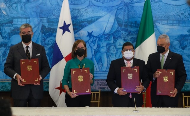 L’Università di Siena restaura le opere d’arte del palazzo presidenziale di Panama