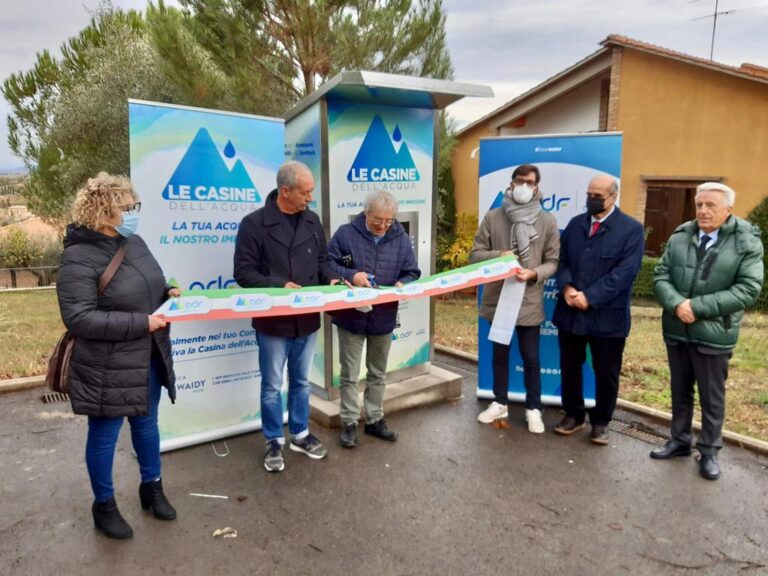 AdF inaugura la casina dell’acqua a San Quirico d’Orcia