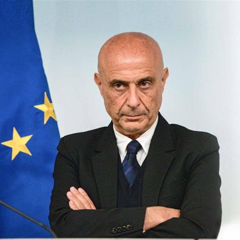 Sottoscritto appello contro l’intervento di Minniti alla conferenza con sindaci e vescovi