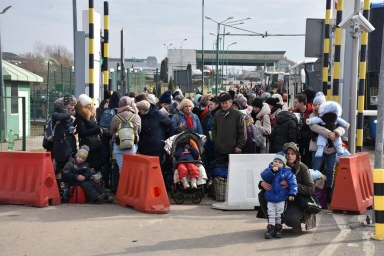Un front office per l’accoglienza dei profughi. Giani: uno a Firenze, l’altro sulla Costa